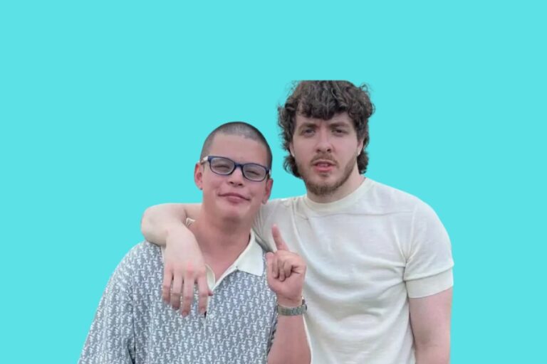 Sketch Twitch streamer posing with a friend, highlighting his early life and youthful age.